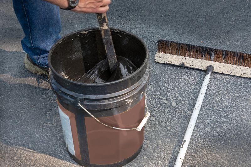 Blacktop Driveway Sealing